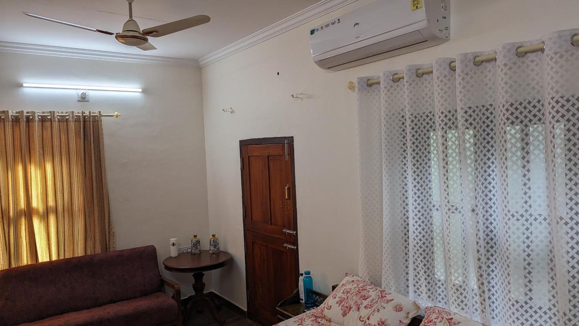 Hill Top Homes Kannur Esterno foto